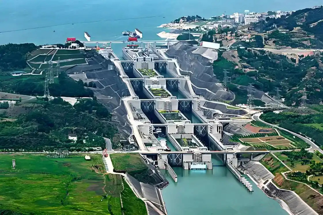 三峡水运新通道：畅通长江黄金水道，赋能流域高质量发展